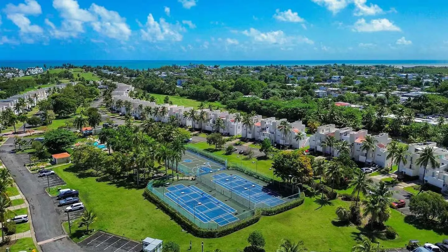 Villa Blue Sea Spacious Family Retreat دورادو