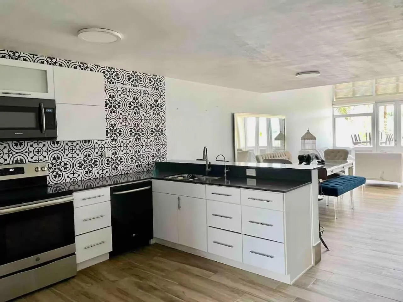 Villa Blue Sea Spacious Family Retreat دورادو