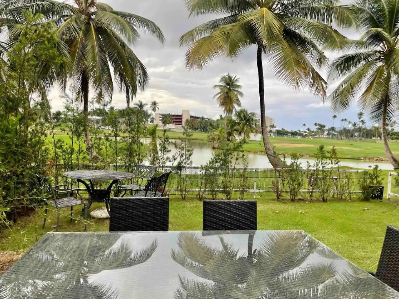 Villa Blue Sea Spacious Family Retreat دورادو