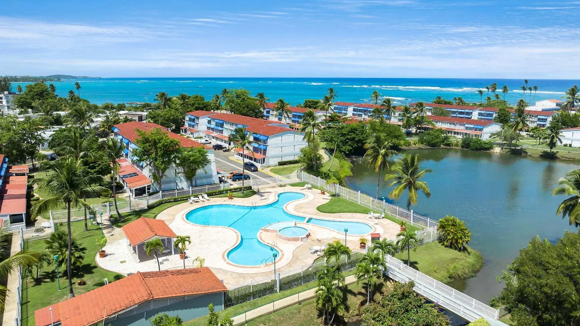 Villa Blue Sea Spacious Family Retreat دورادو